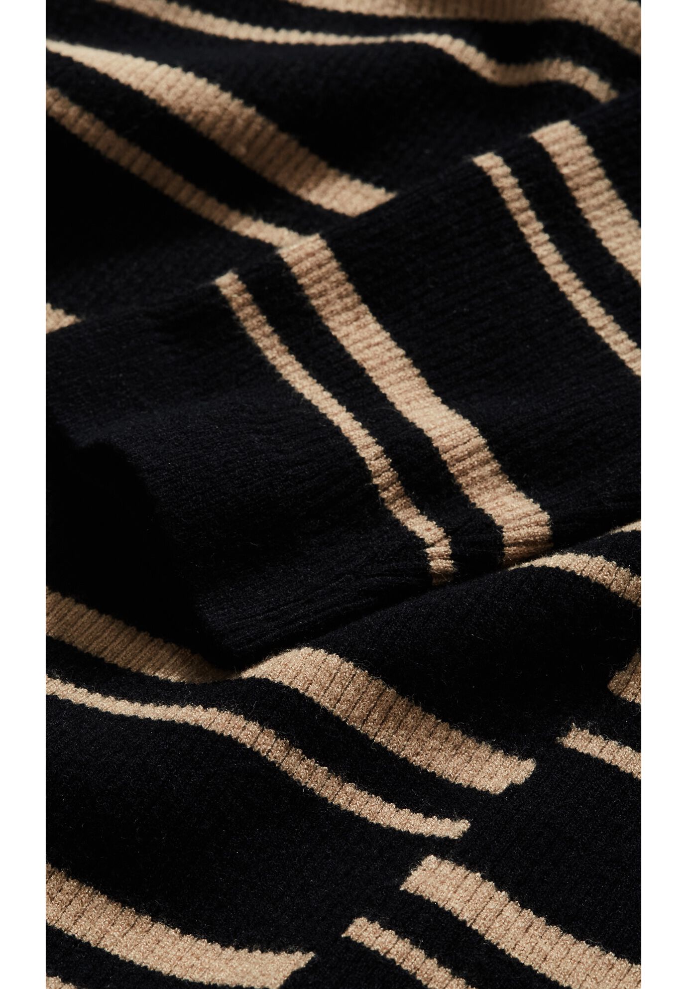 Marly Star Sweater Dress, BLACK BISCUIT, alternate image number 5