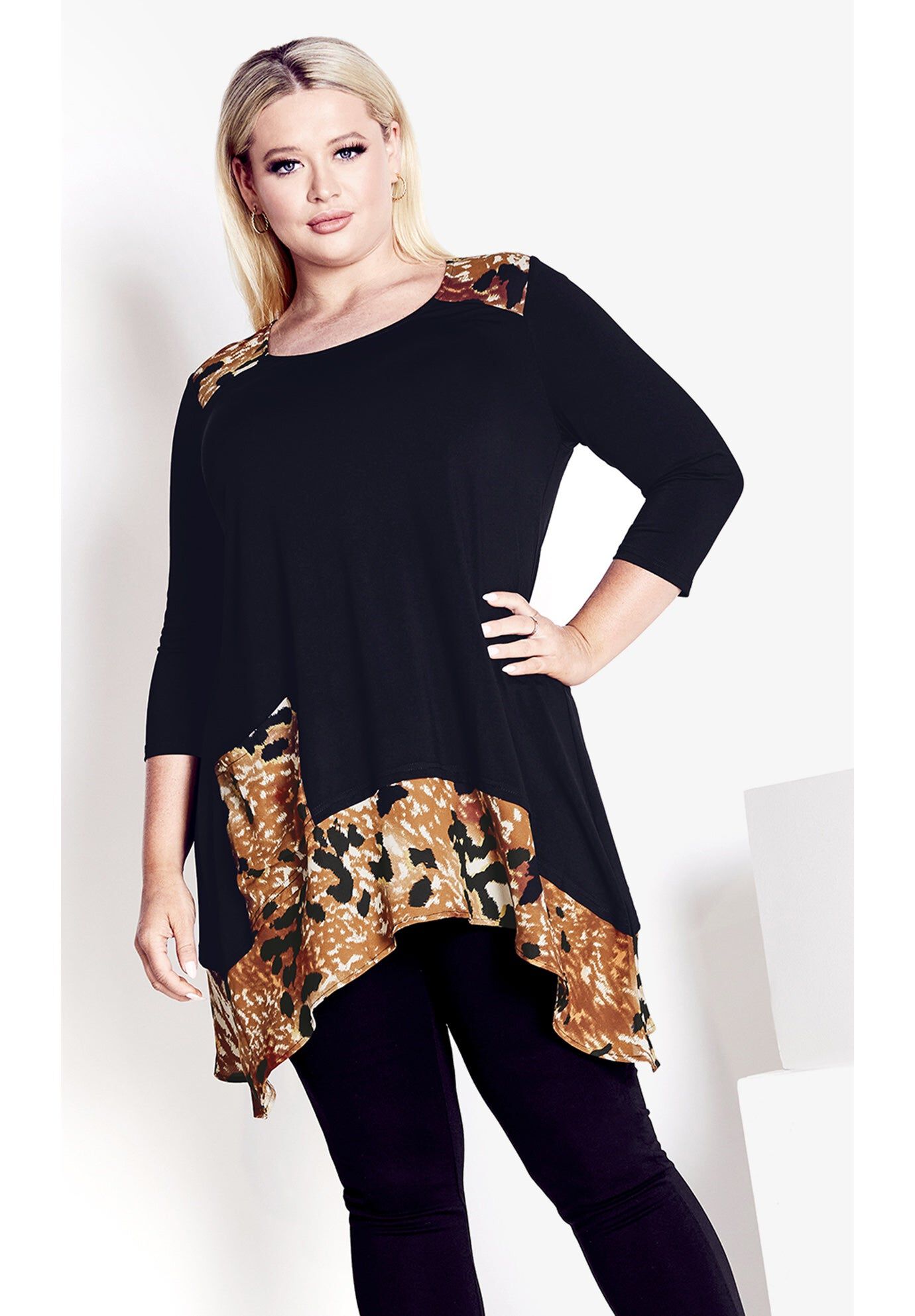 Shari Print Tunic, BLACK ANIMAL, hi-res image number 0