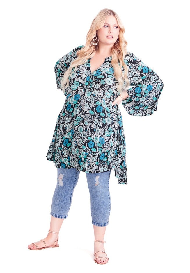 Holly Crop Ripped Jean, LIGHT WASH, alternate image number null