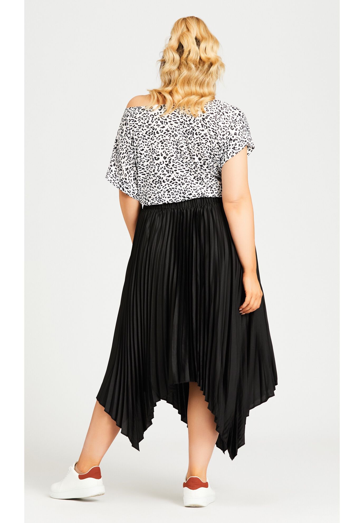 Pleated Plain Skirt, BLACK, on-hover image number 1