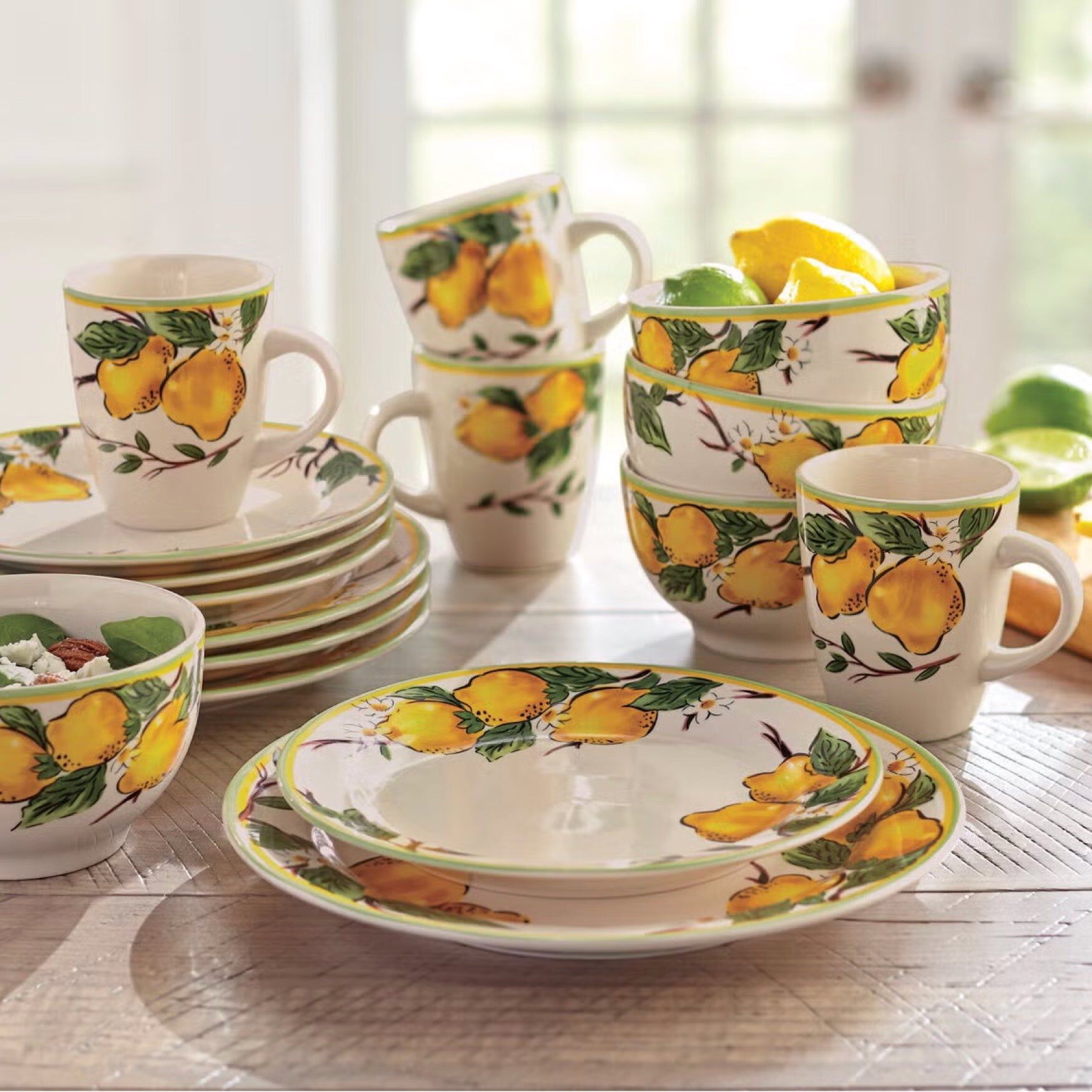 16-Pc. Lemon Dinnerware Set