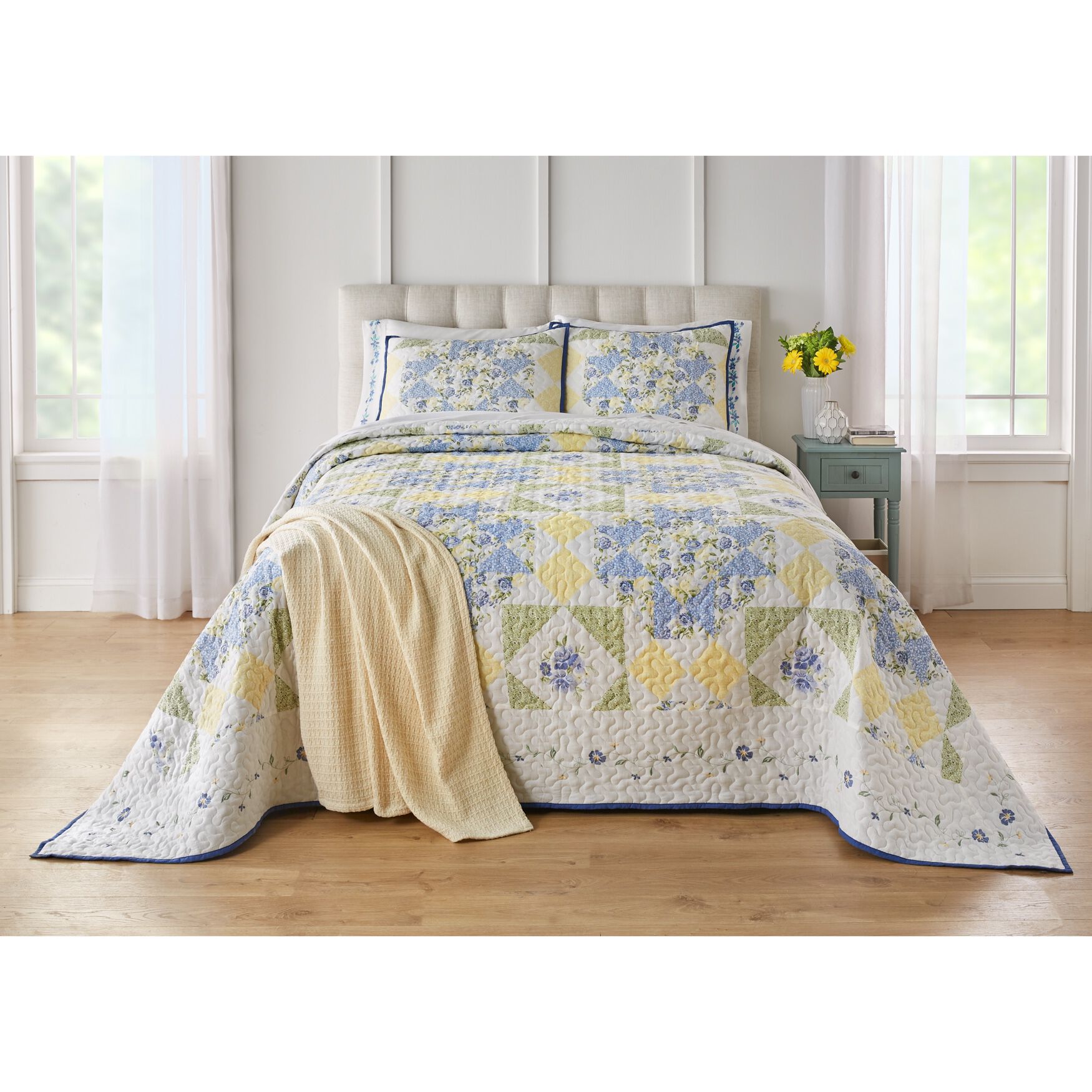 Arielle Bedspread, BLUE YELLOW MULTI, hi-res image number 0