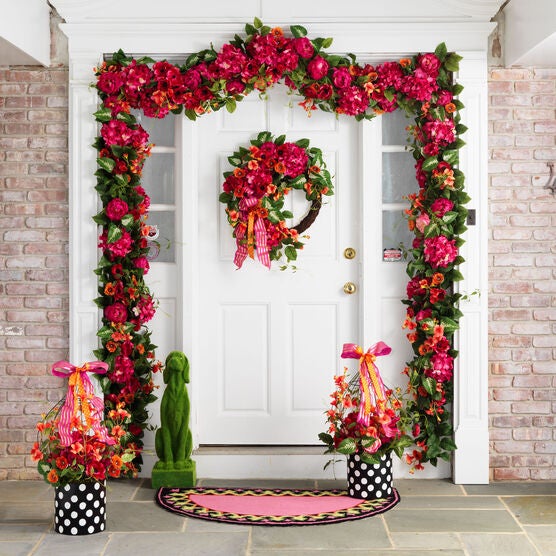 Avery Wreath, , alternate image number null