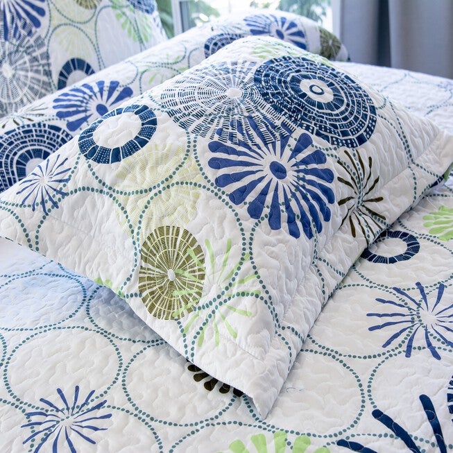 Rachel Oversized Geometric Floral Quilt Set, , alternate image number null
