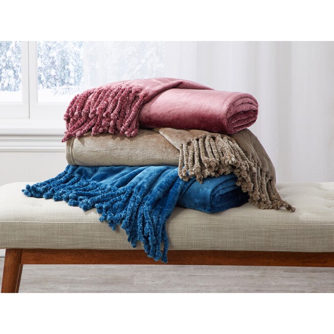 OVERSIZED FLEECE THROW WITH BRAIDED TASSELS, , alternate image number null