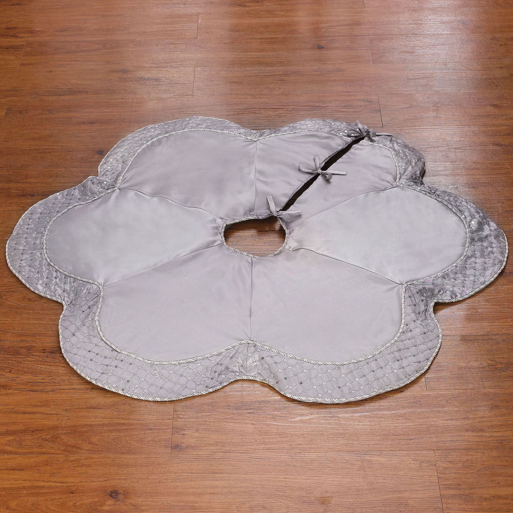 Scallop Edge Border Christmas Tree Skirt, RED, on-hover image number 1