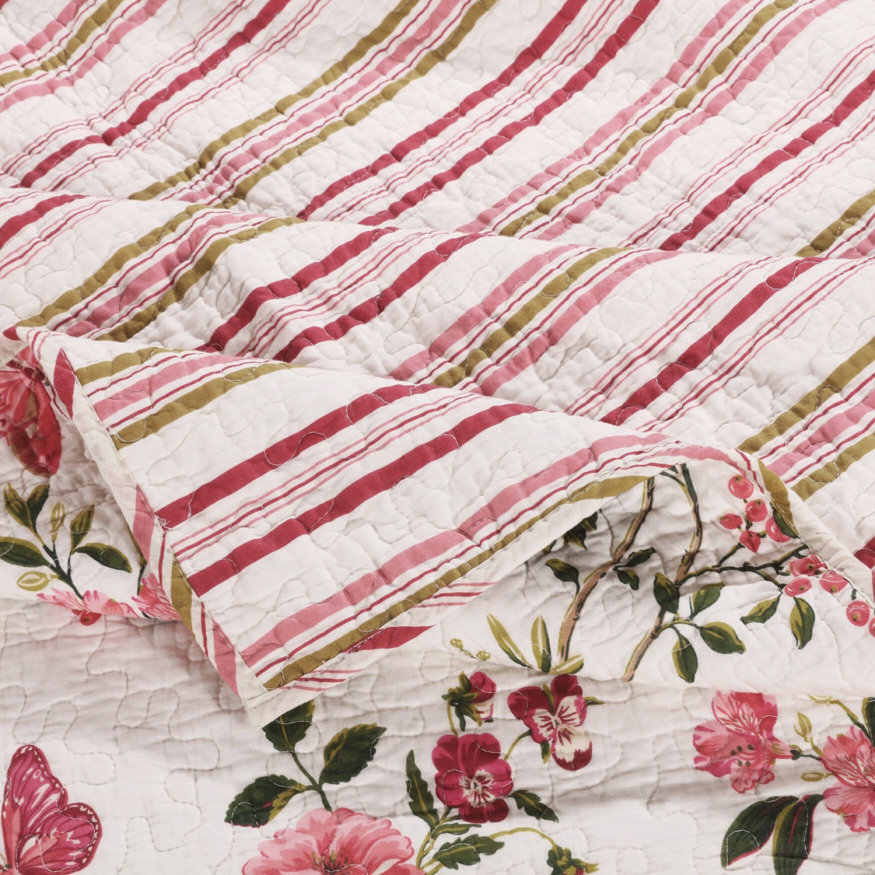 Butterflies Quilted Throw Blanket, , alternate image number 6