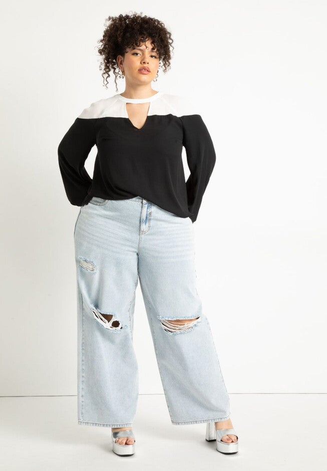 Colorblocked V Neck Top, , alternate image number null