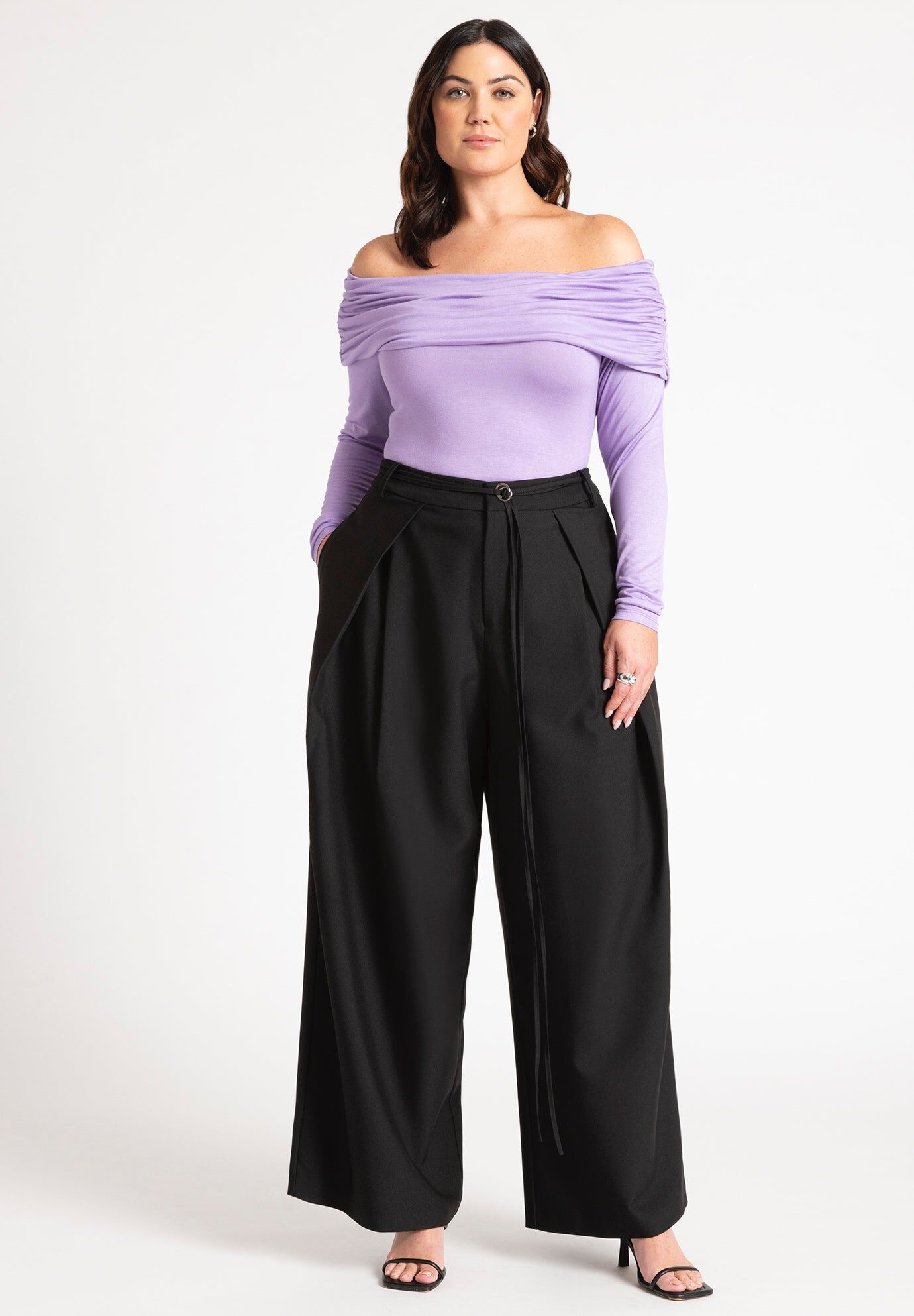 Wide-Leg Pleated Trouser With Long Belt