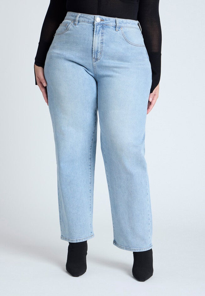 Embroidered Naomi Straight Leg Jean, VINTAGE MEDIUM, alternate image number null