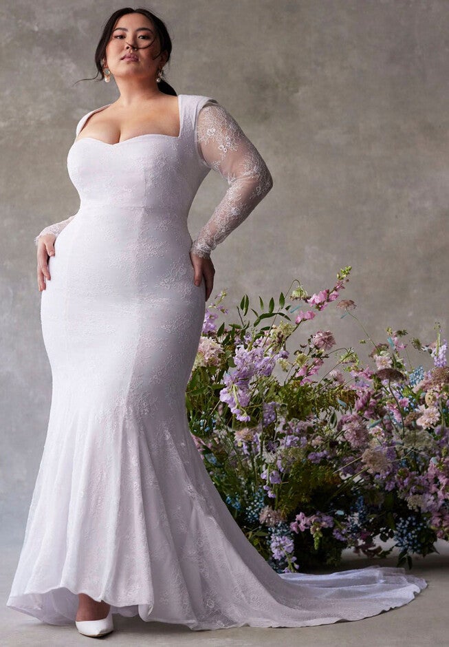 Bridal by ELOQUII Strong Shoulder Lace Gown, , alternate image number null