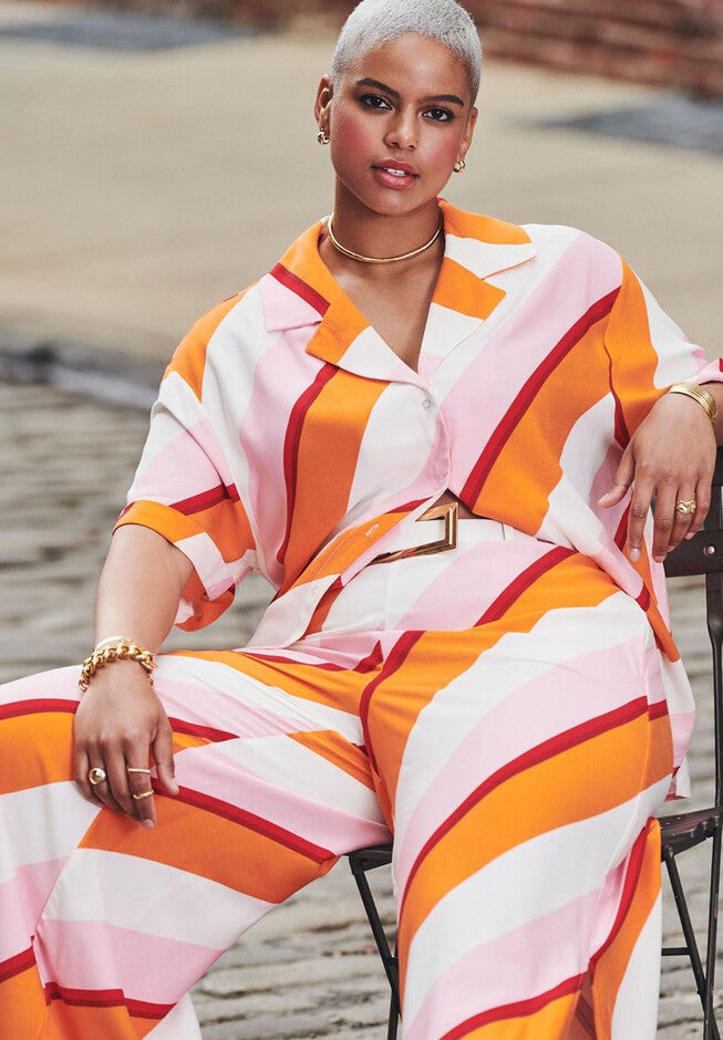 Relaxed Short Sleeve Button Down, , alternate image number null