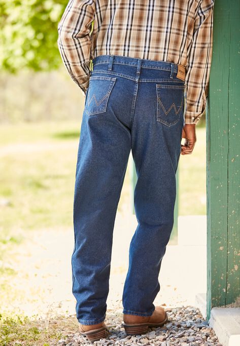 Wrangler® Relaxed Fit Classic Jeans, , alternate image number null