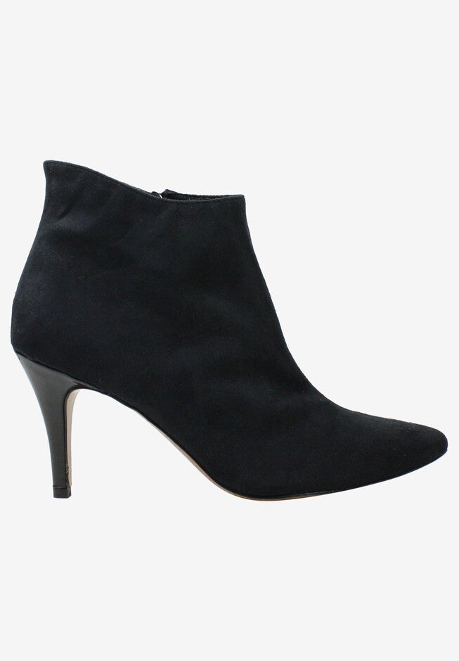 Zakary Bootie , , alternate image number null