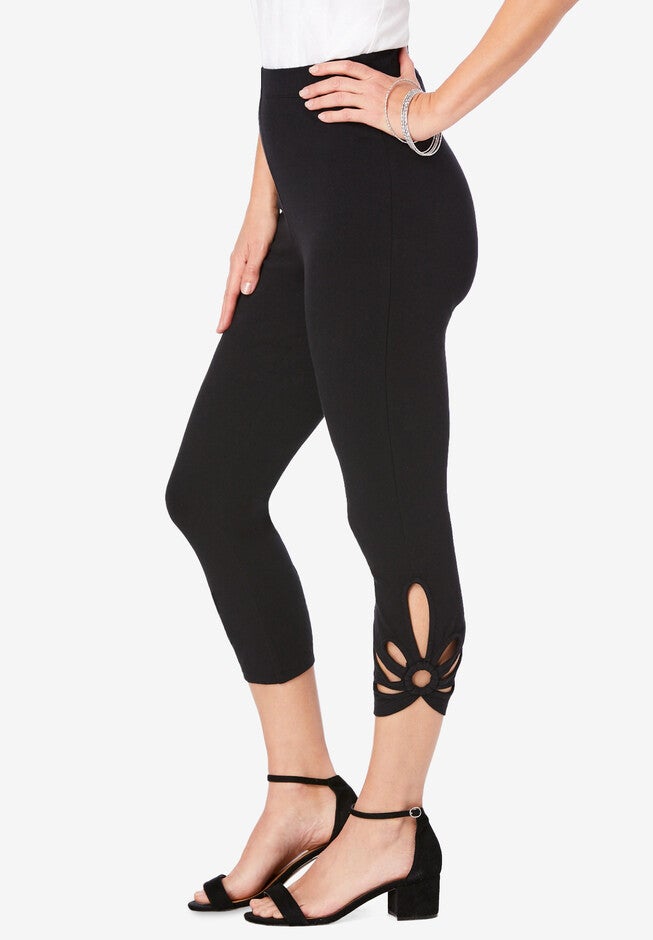 Cutout Capri Essential Leggings, , alternate image number null