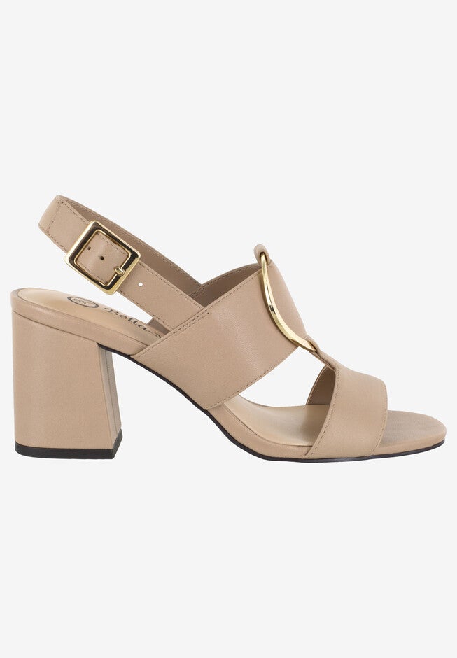 Tanya Sandal, , alternate image number null