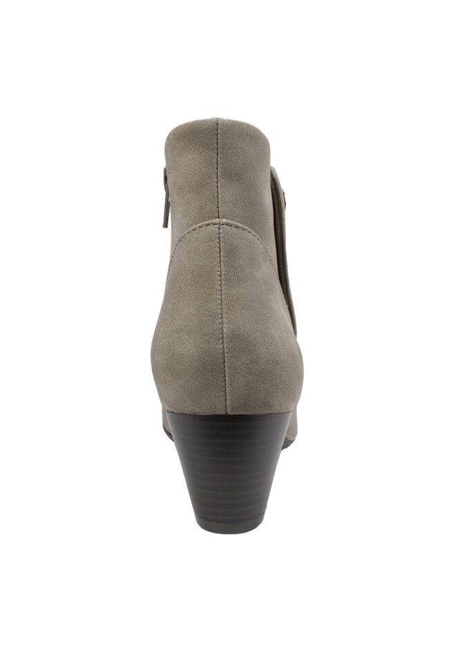 Landon Bootie by Cliffs by White Mountain, , on-hover image number null