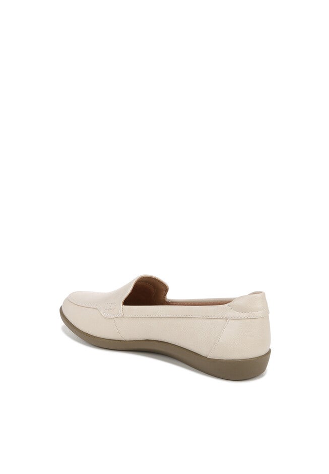Nina Flat, , on-hover image number null