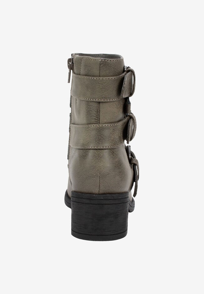 Major Bootie by White Mountain, , on-hover image number null