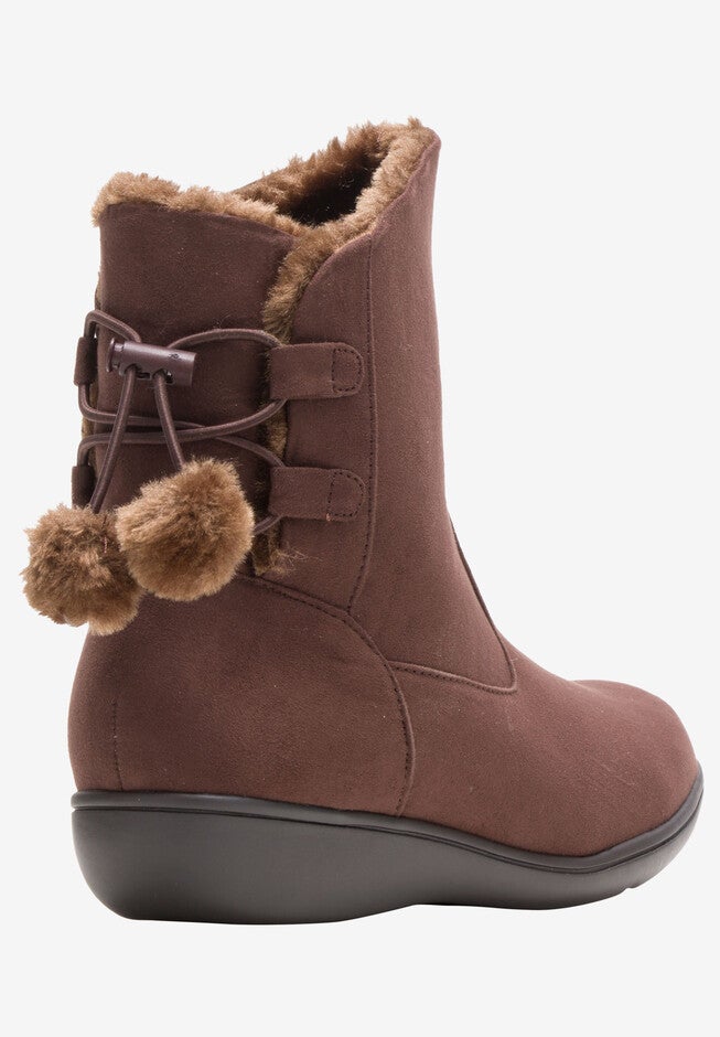 Jazzy Boot by Soft Style, , on-hover image number null