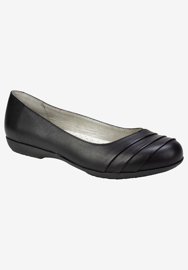 Clara Flat , BLACK BURNISHED SMOOTH, hi-res image number 0
