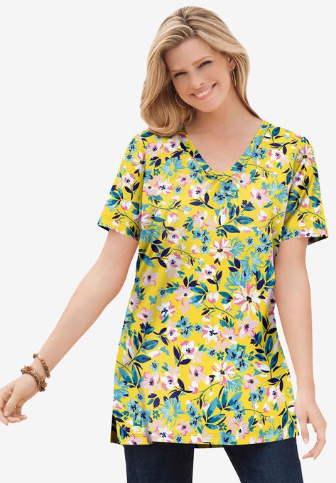 Perfect Printed Short-Sleeve Shirred V-Neck Tunic, , alternate image number null