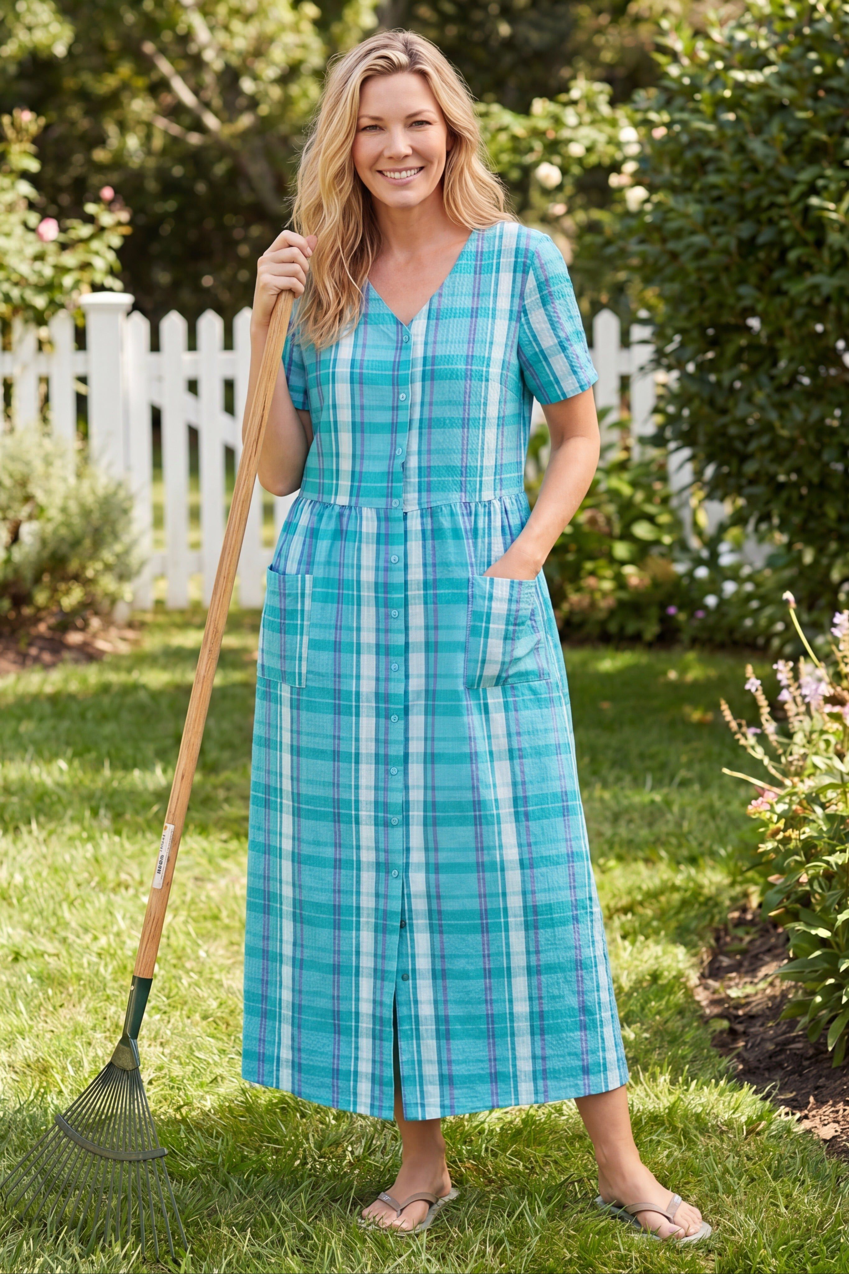 Long Seersucker Lounger, AQUAMARINE PLAID, hi-res image number 0