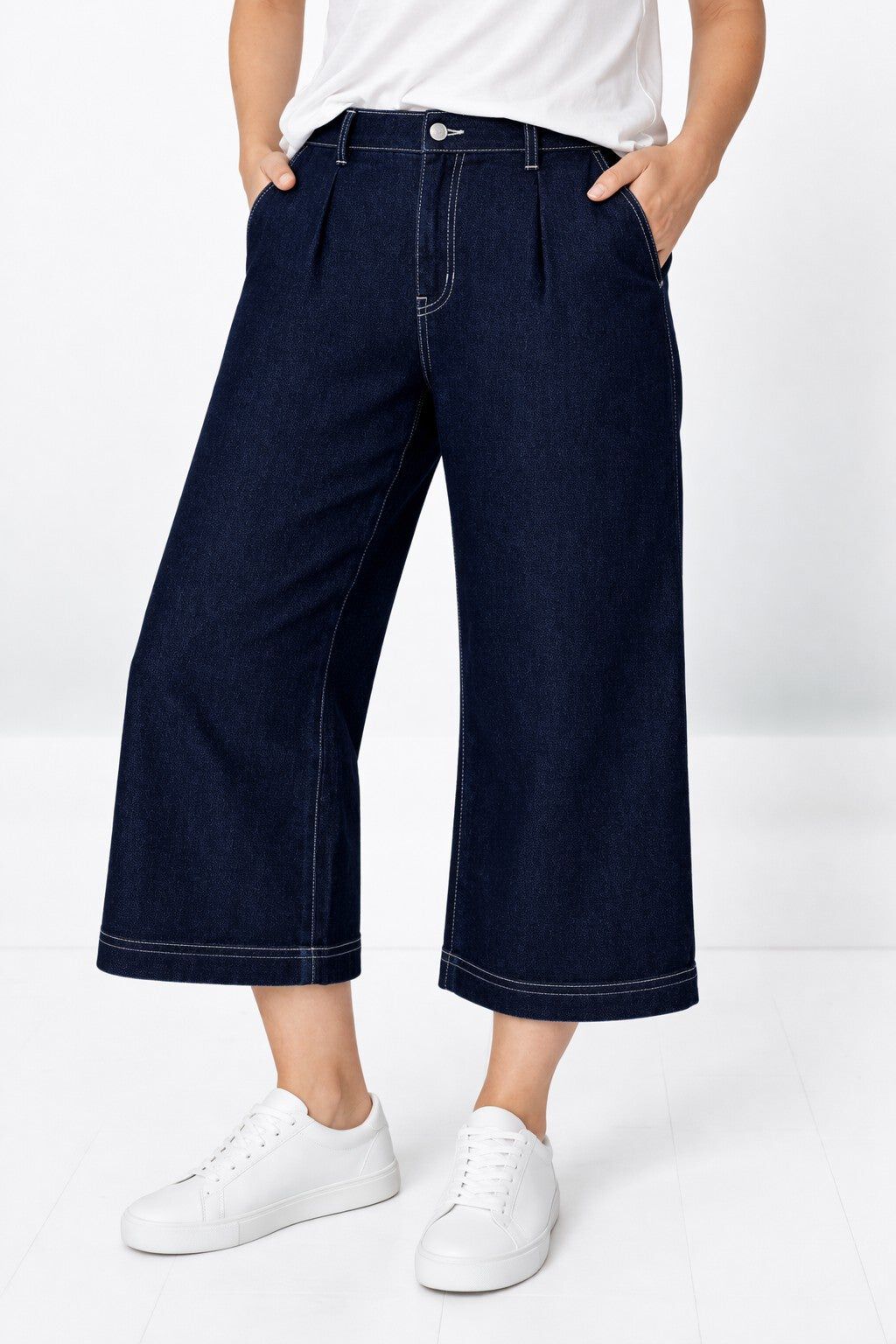 100% Cotton Mid-Rise Lightweight Denim Elastic Waist Wide-Leg Crop Trouser Jeans