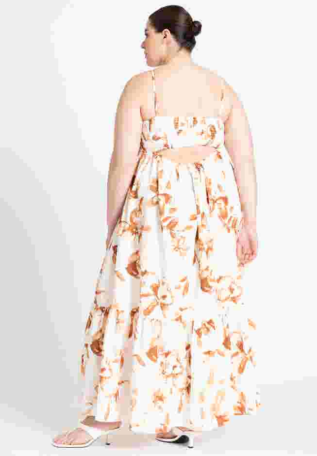 Pintuck Flare Maxi Dress image number 2