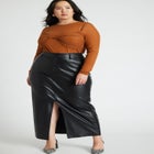 Bust Detail Tissue Knit Top image number null