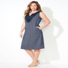 Liz&Me&reg; Long Applique Dress image number null