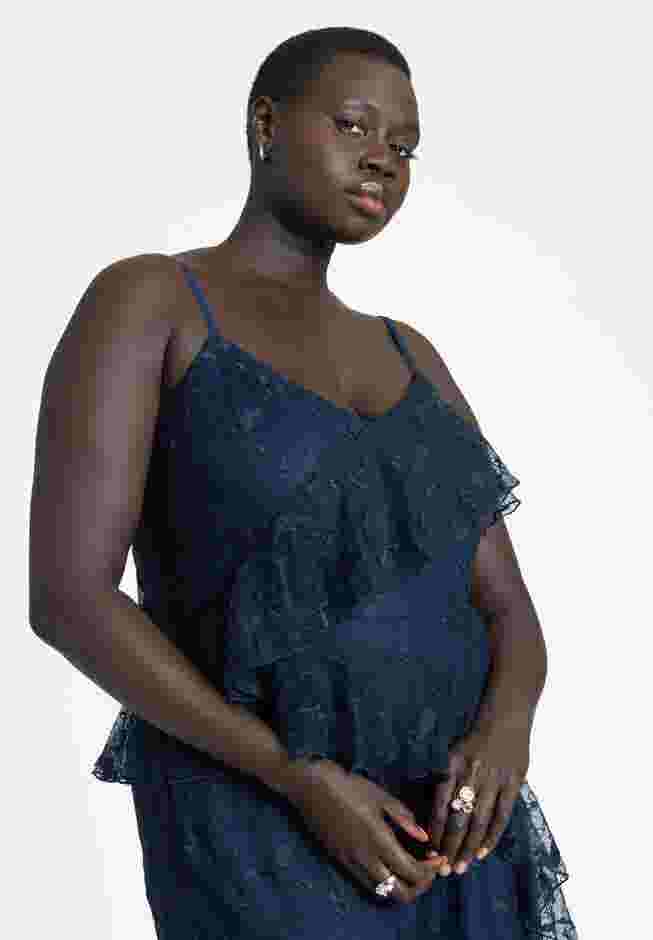 Ruffle Chantilly Lace Jumpsuit image number 3
