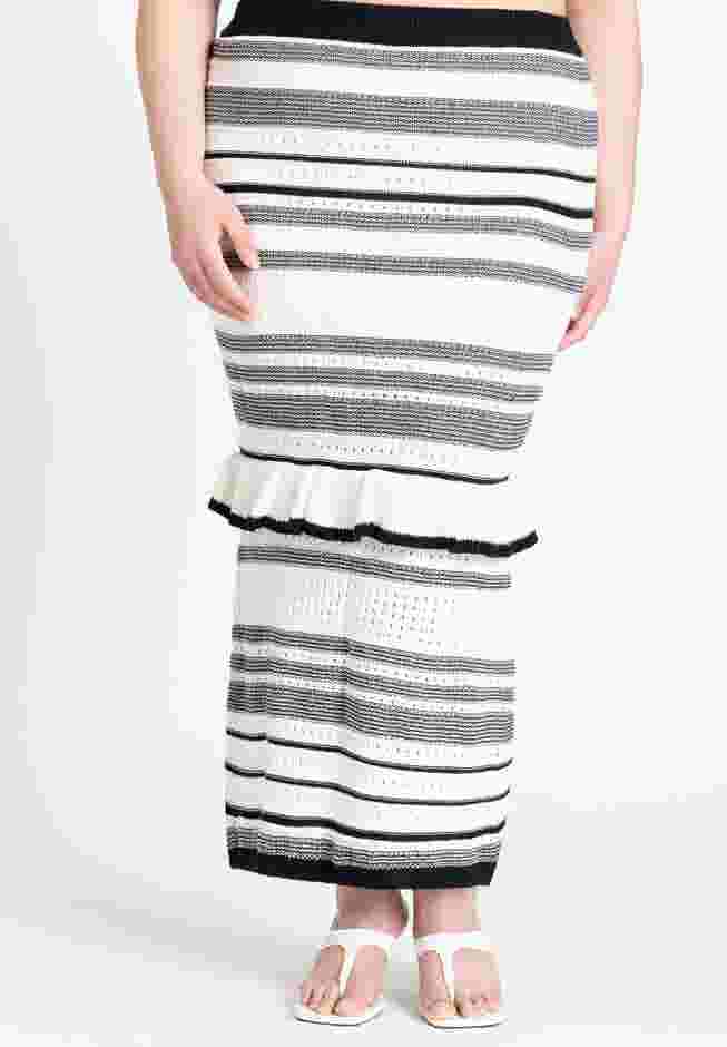 Crochet Multi Stitch Maxi Skirt With Ruffles image number 1