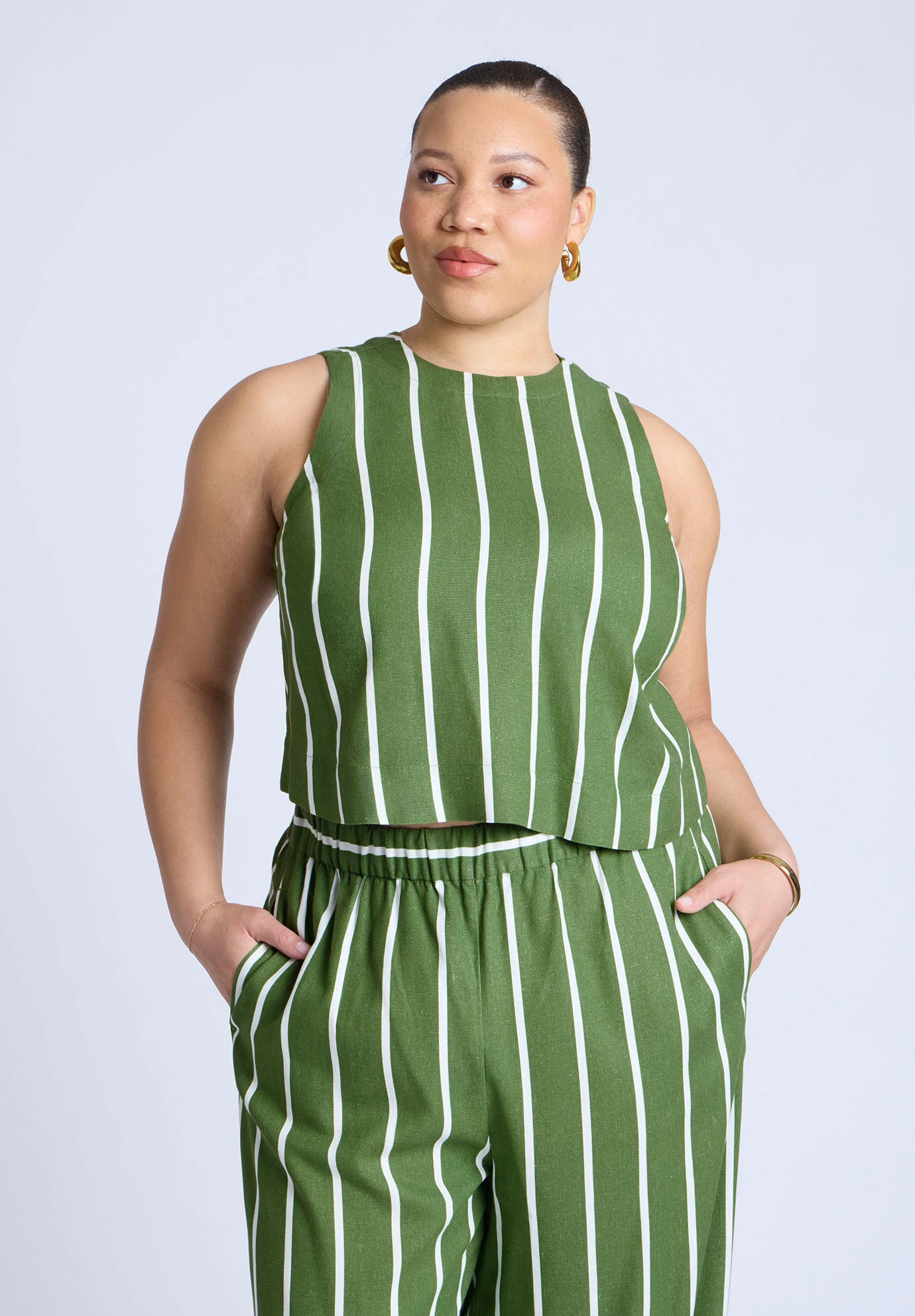 Linen Blend Boxy Scoop Neck Crop Tank image number 0