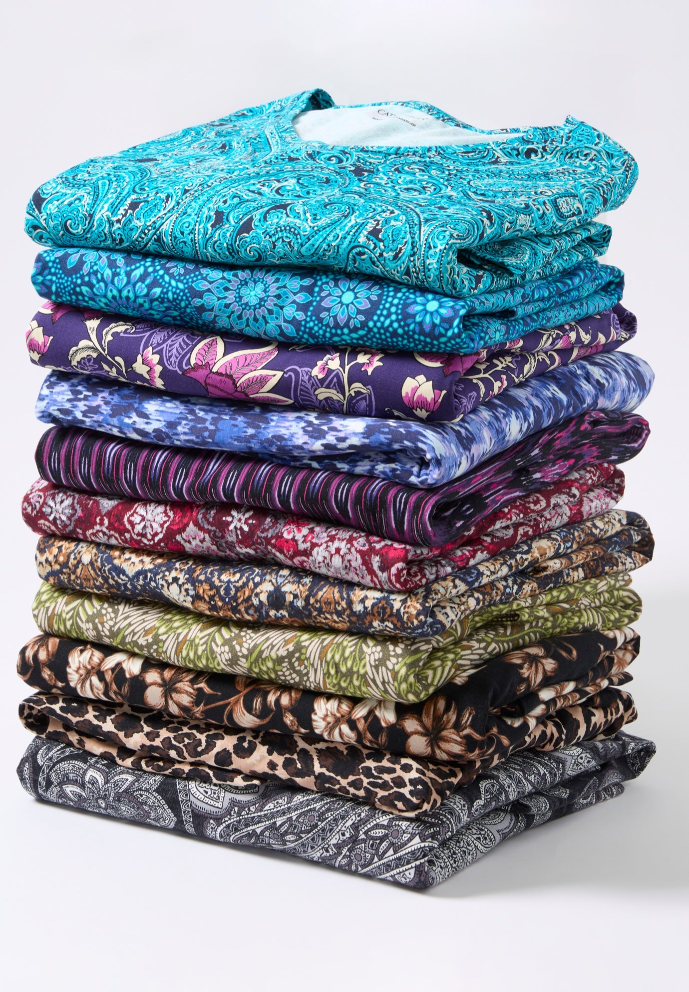 Suprema&reg; 3/4 Sleeve V-Neck Tee image number 3