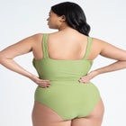 Seashell Clasp Belt One Piece image number null