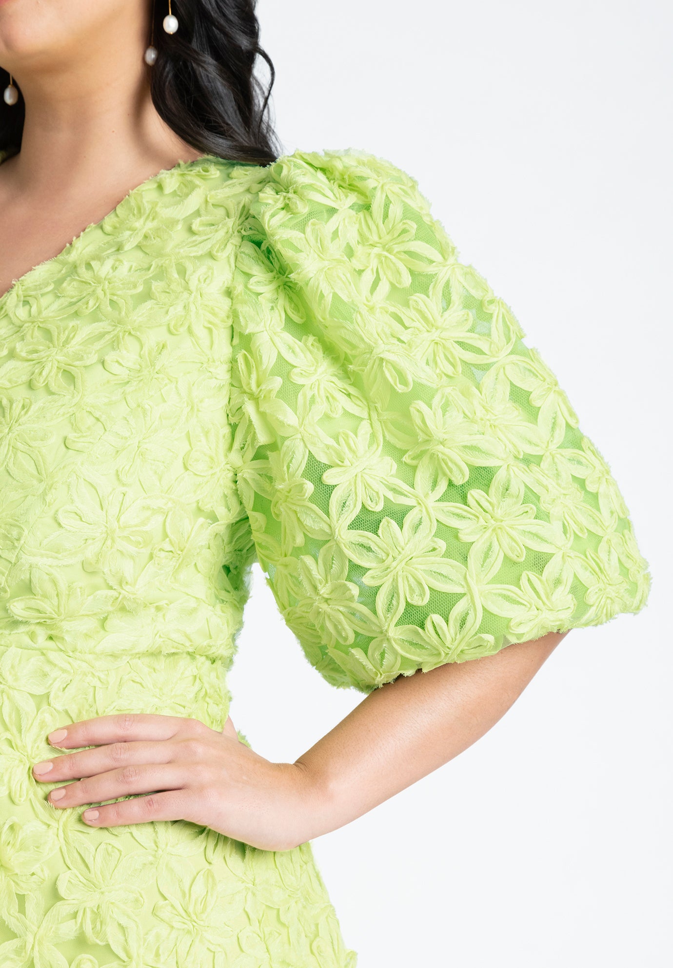 Textural Floral Maxi Dress With Pleats image number 3