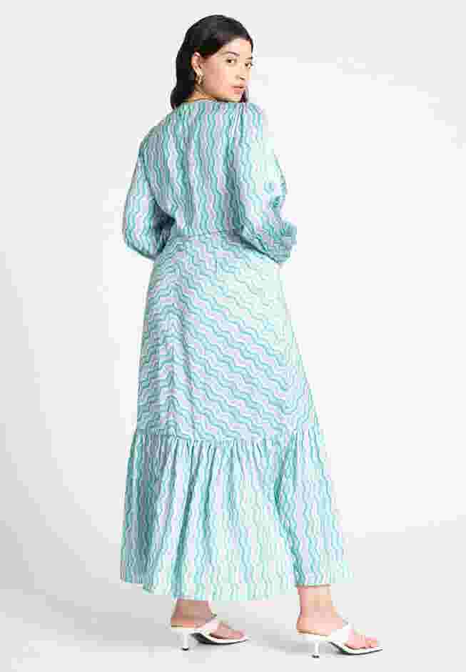 Twisted Stripe Maxi Dress image number 1