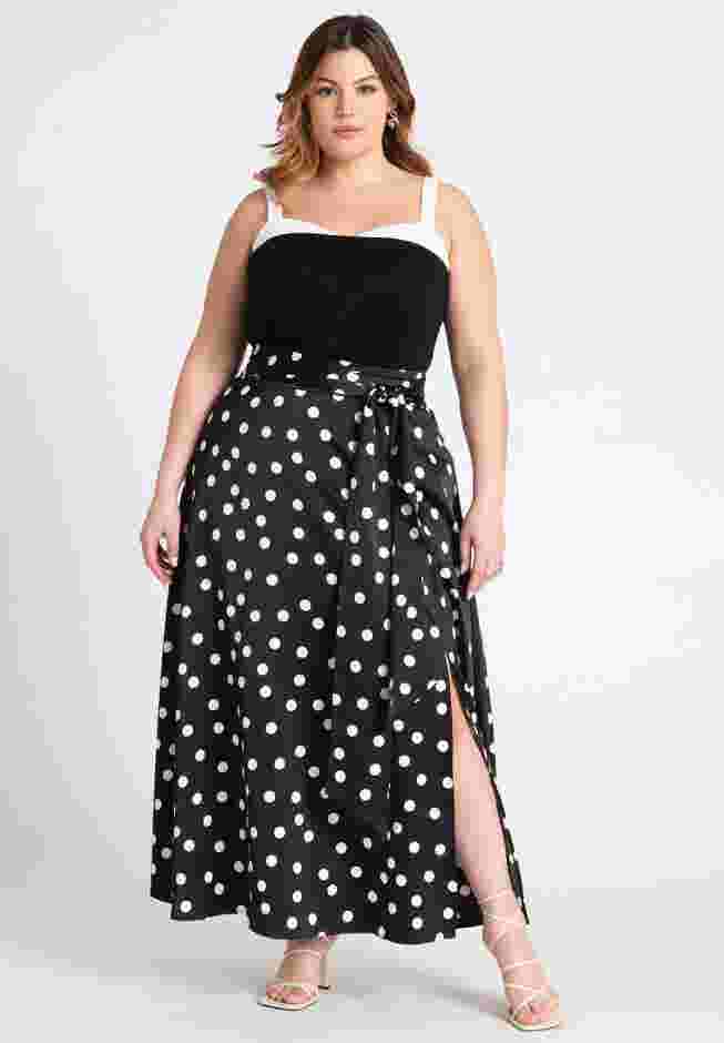 Maxi Skirt With Tie Waist image number 0