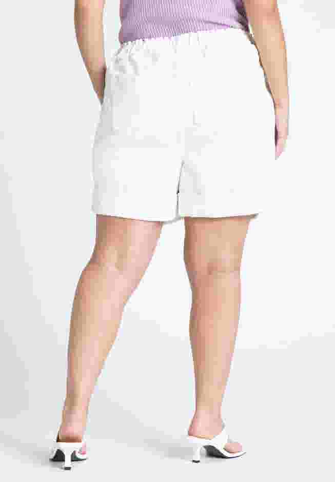 Fashion Pleated Shorts W/ Elastic Waistband image number 2