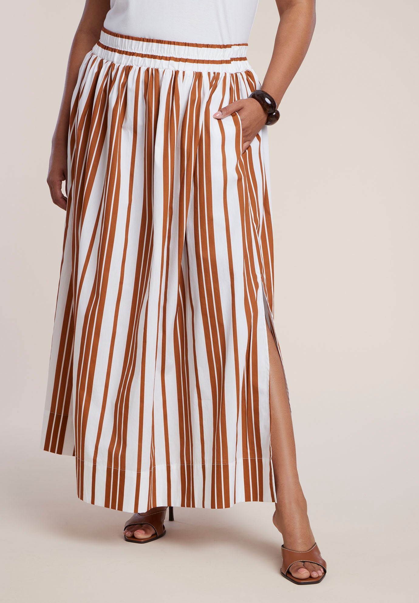 Poplin Maxi Skirt With Side Slits image number 1