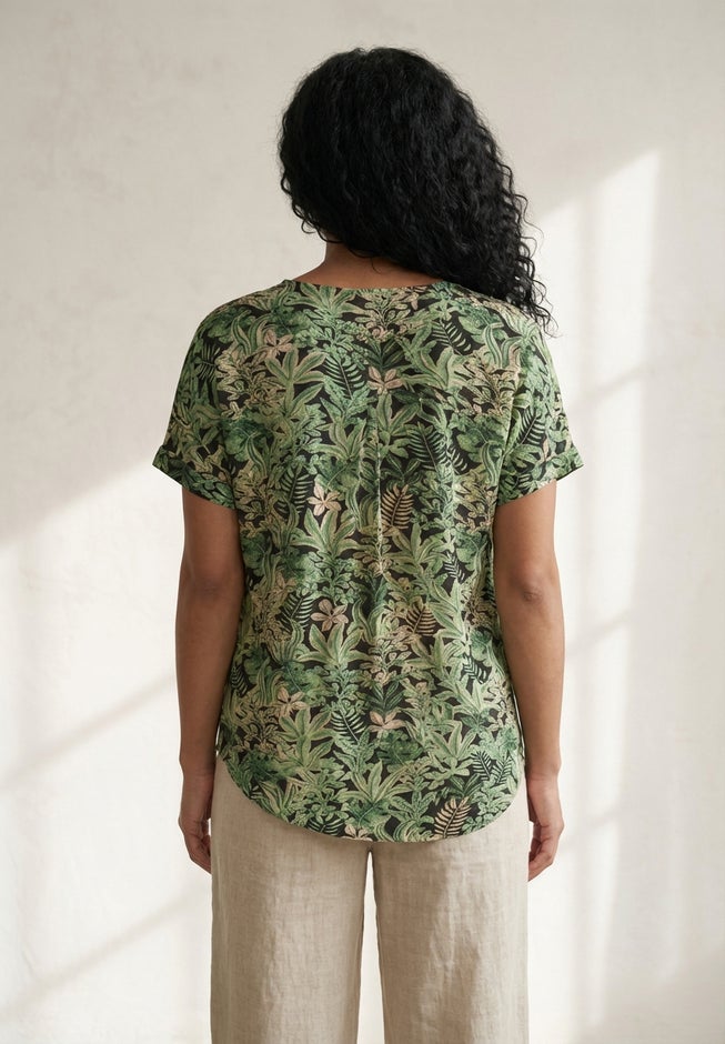 Stretch Knit V-neck Short Sleeve Inverted Pleat Tunic image number 1