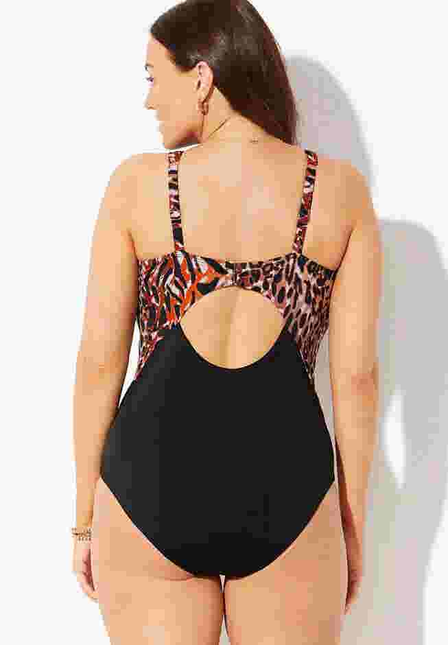 Center Ring Plunge One Piece Swimsuit image number 1