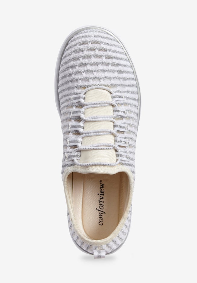 The CV Sport Ariya Textured Knit Slip On Sneaker image number 4