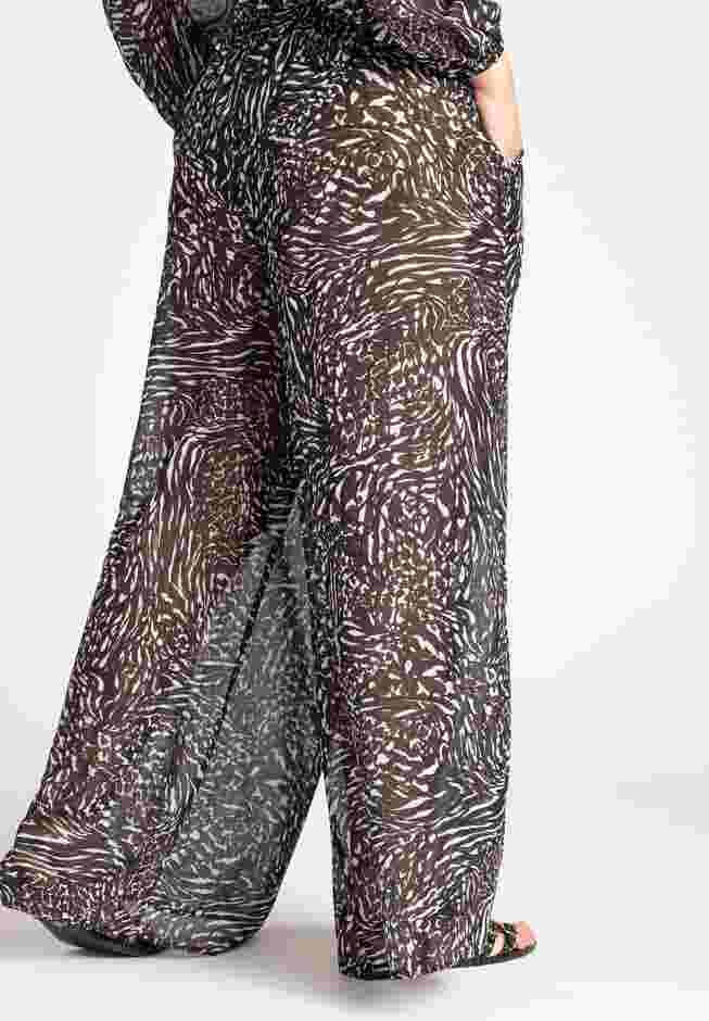 Wide Leg Pants image number 2