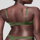 The Plunge - Satin image number null