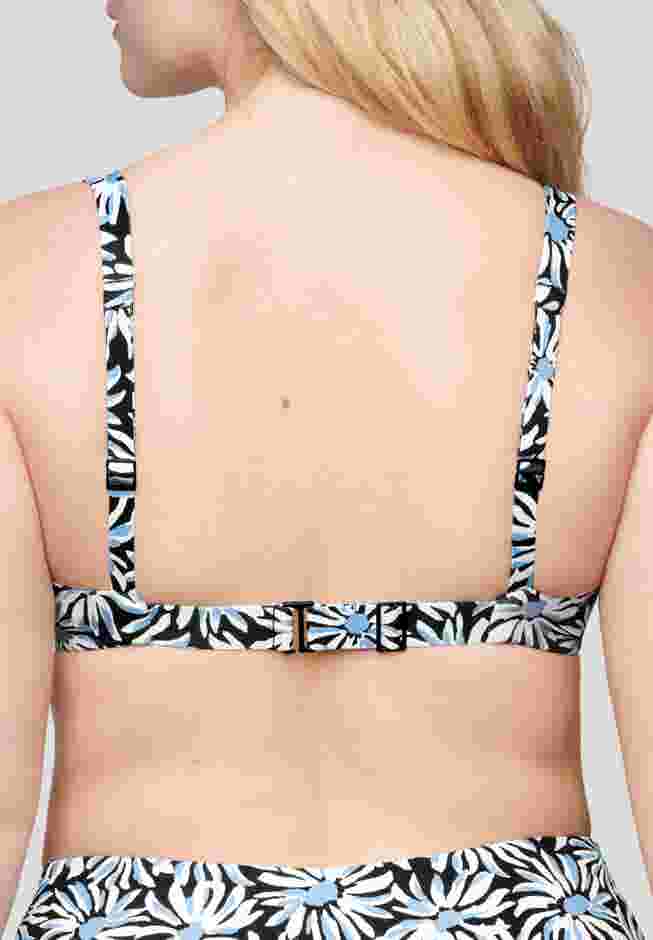 The Scoop - Swim image number 3