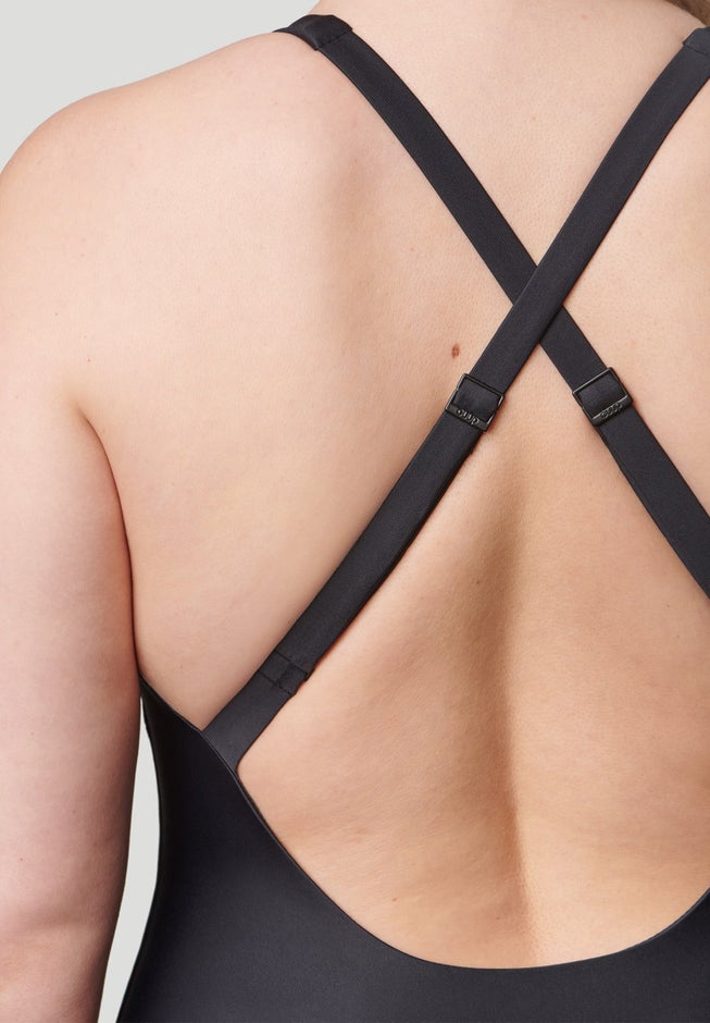 The Plunge One Piece - Swim image number 10