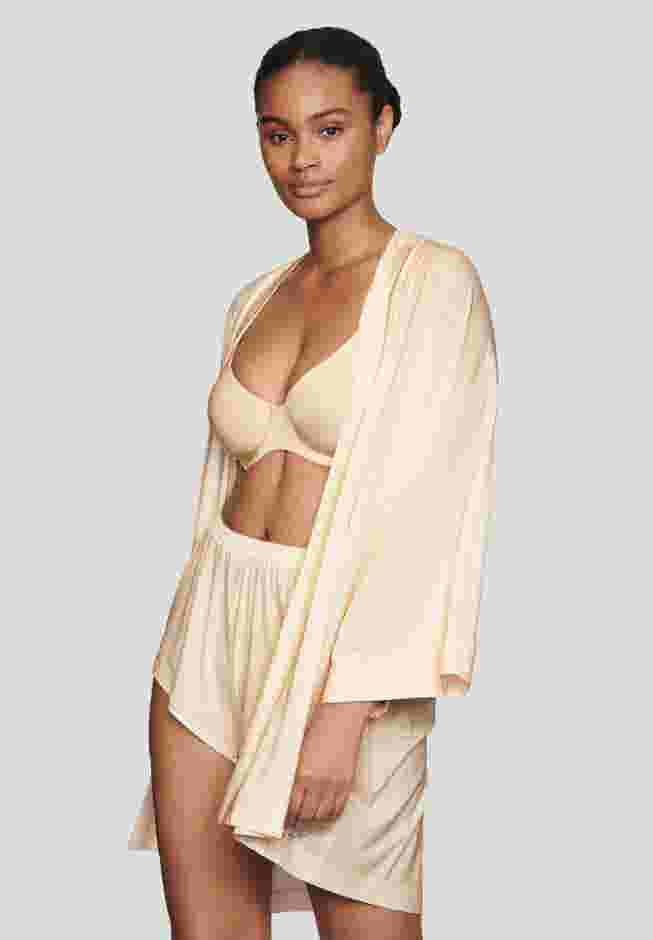 The Robe - Modal image number 2