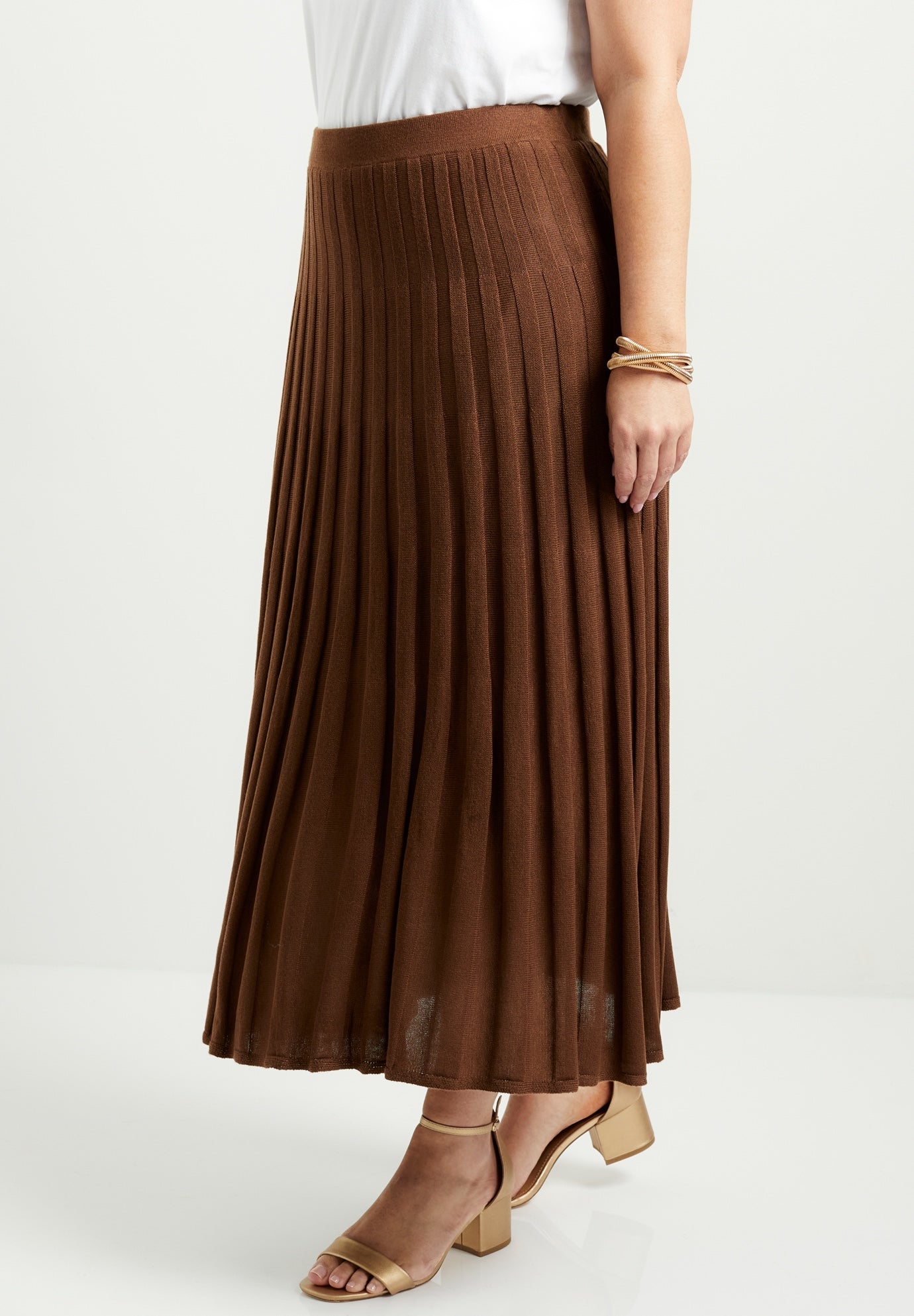 Pleated Midi Skirt image number 4